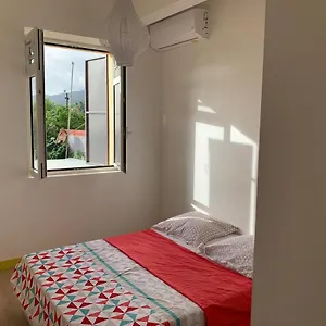 Appartement Cyparis, Saint-Pierre