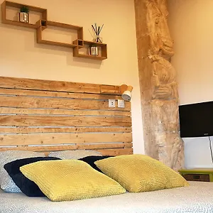  Appartement L'oriflamme France